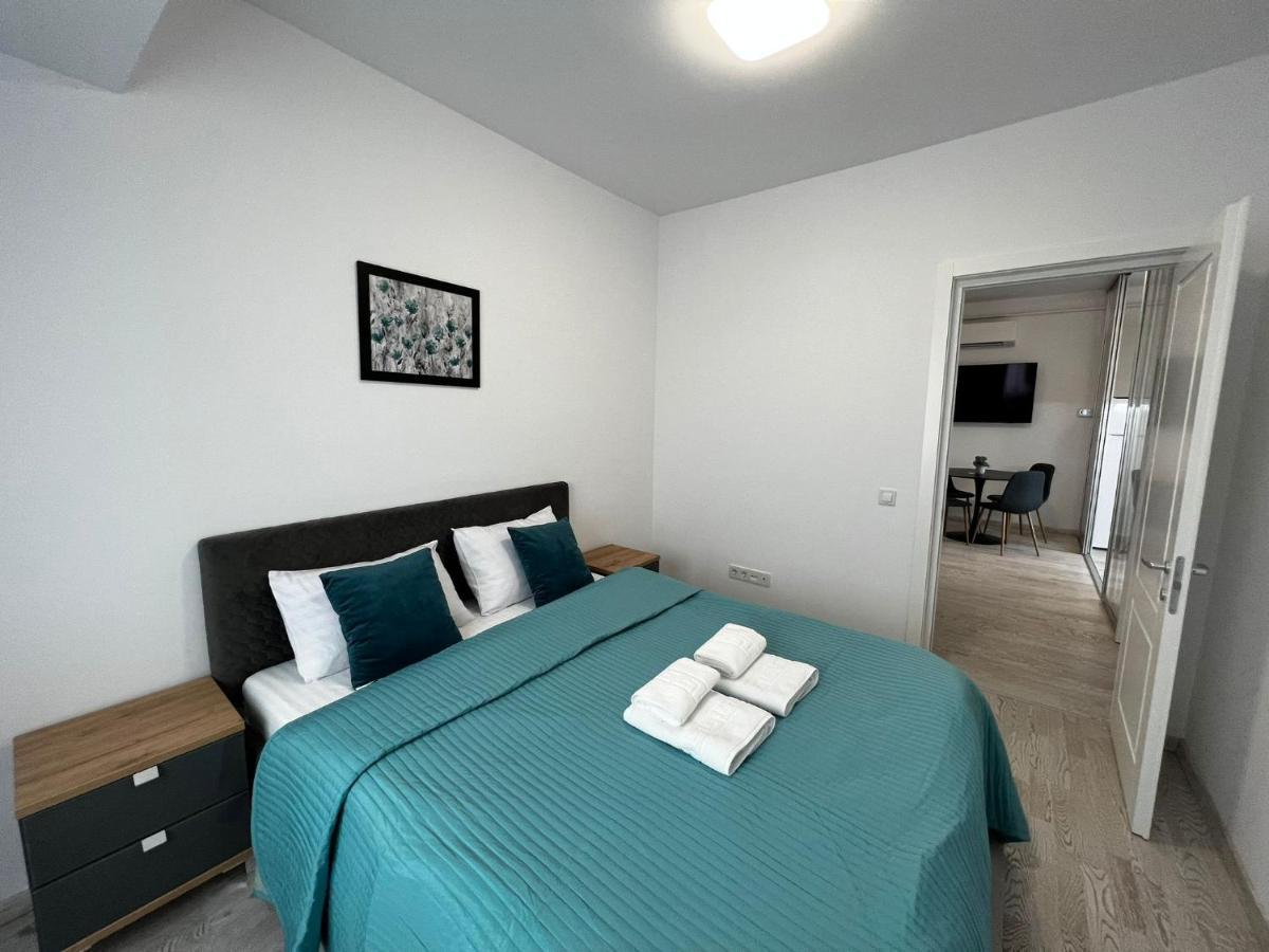 Cozy Apartments - City Center Iasi Exterior photo