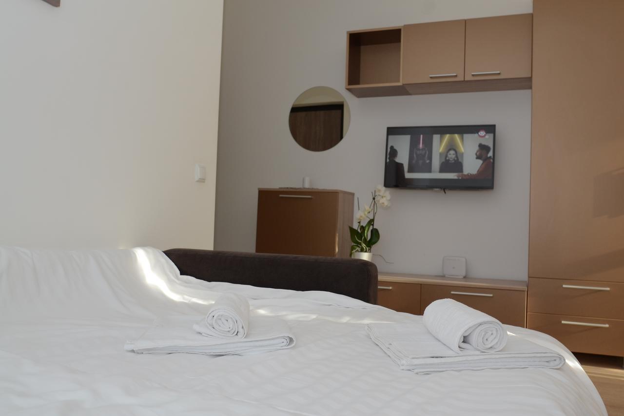 Cozy Apartments - City Center Iasi Exterior photo